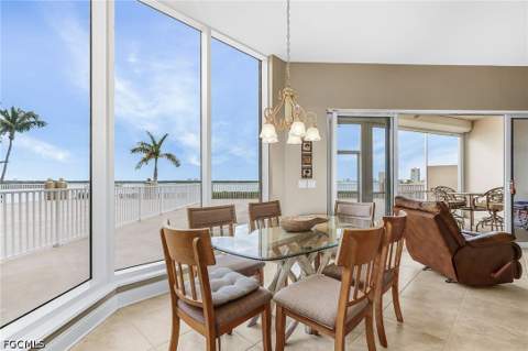 4137 Bay Beach Ln 522, Fort Myers Beach FL - photo 6 of 41