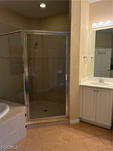 14542 Dolce Vista Rd 202, Fort Myers FL - photo 11 of 15