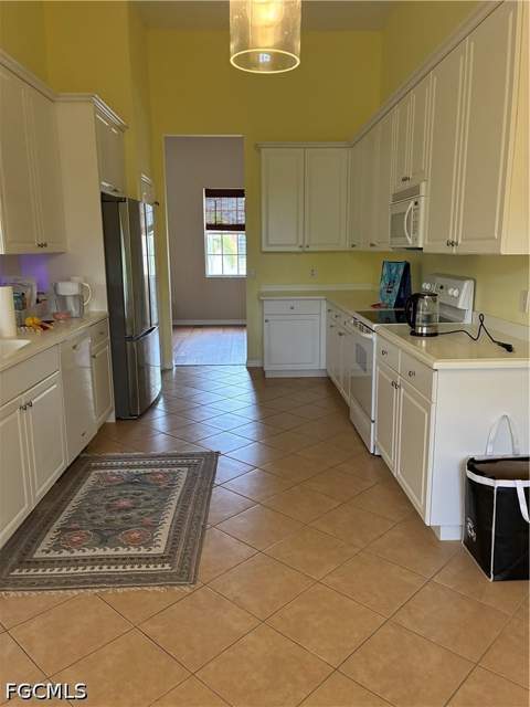 14542 Dolce Vista Rd 202, Fort Myers FL - photo 9 of 15