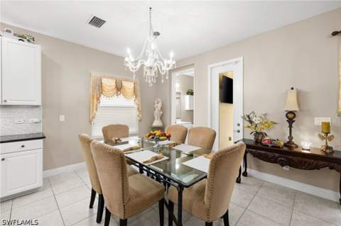 3675 Canopy Cir, Naples FL - photo 15 of 48