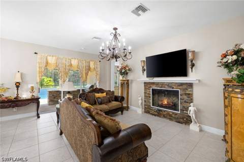 3675 Canopy Cir, Naples FL - photo 17 of 48