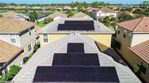 3675 Canopy Cir, Naples FL - photo 7 of 48