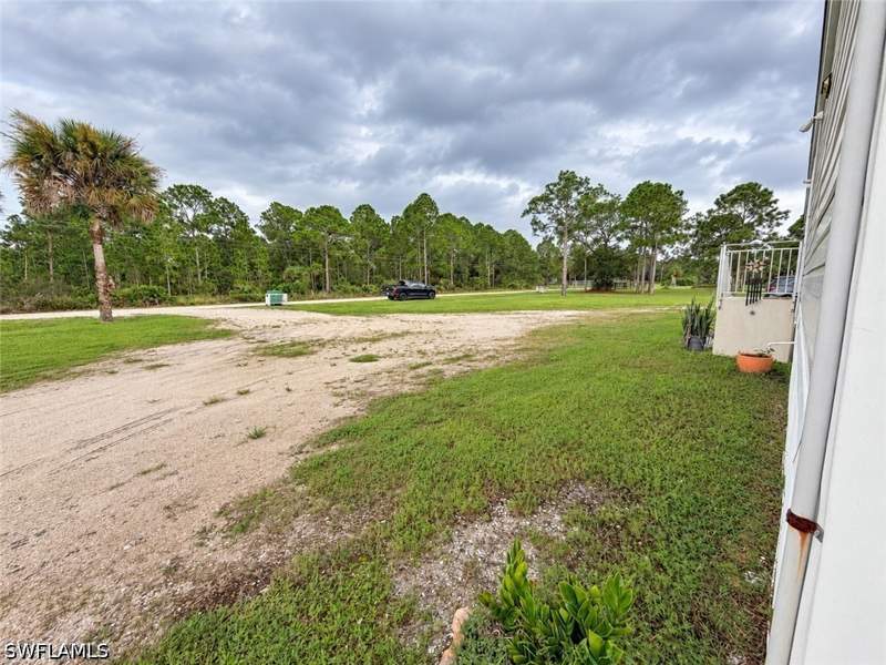 3 bedroom ManufacturedHome at 530 S Olivo St, Montura Ranch Estates, Clewiston — photo 2
