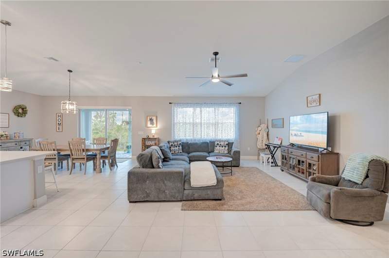4 bedroom SingleFamilyResidence at 6664 Estero Bay Dr, Coves Of Estero Bay, Fort Myers — photo 4
