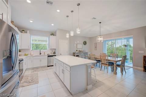 6664 Estero Bay Dr, Fort Myers FL - photo 9 of 37