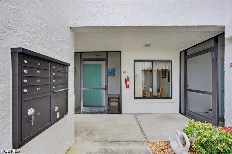 2 bedroom Condominium at 1780 Augusta Dr 101, Seven Lakes, Fort Myers — photo 3