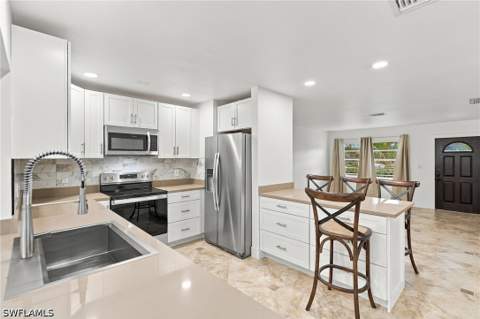 27268 Jolly Roger Ln, Bonita Springs FL - photo 6 of 35