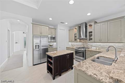 551 99th Ave N, Naples FL - photo 6 of 34