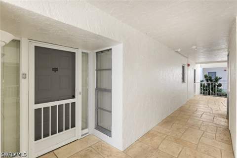 848 Collier Ct 304, Marco Island FL - photo 17 of 46