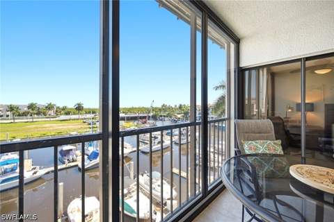 803 River Point Dr 306B, Naples FL - photo 21 of 39