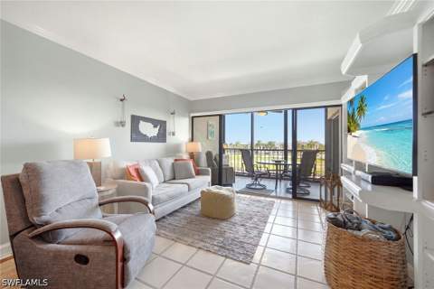 803 River Point Dr 306B, Naples FL - photo 9 of 39