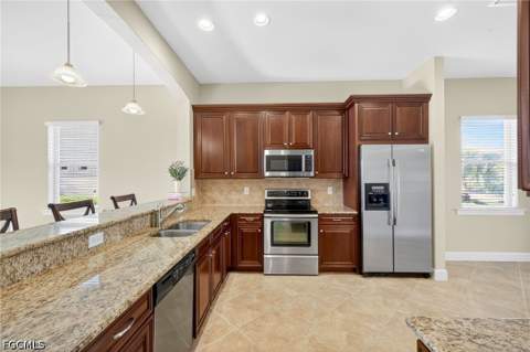 11107 Laughton Cir, Fort Myers FL - photo 13 of 50
