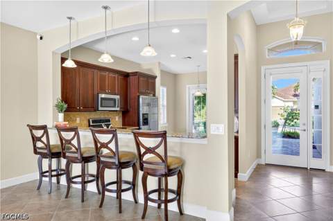 11107 Laughton Cir, Fort Myers FL - photo 14 of 50