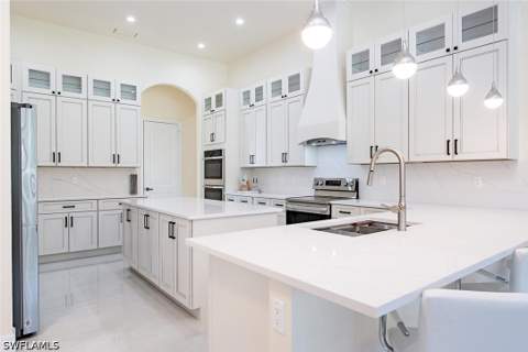 379 25th St NW, Naples FL - photo 15 of 30