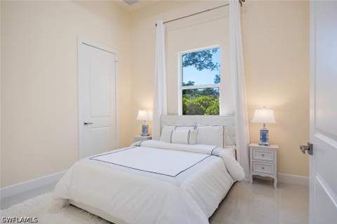 379 25th St NW, Naples FL - photo 21 of 30