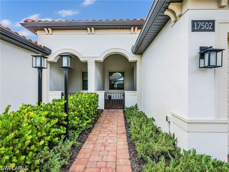 2 bedroom Attached at 17502 Caravita Ln, Esplanade Lake Club, Fort Myers — photo 5