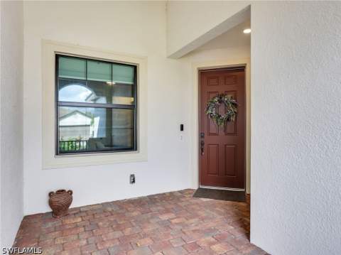 17502 Caravita Ln, Fort Myers FL - photo 6 of 49