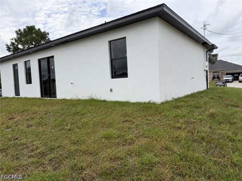 2905 Curtis Ave S, Lehigh Acres FL - photo 6 of 11