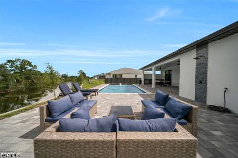 139 SW 10th Ave, Cape Coral FL - photo 9 of 11