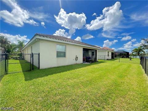 2571 Laurentina Ln, Cape Coral FL - photo 9 of 29