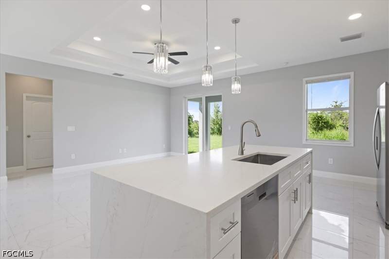 3 bedroom SingleFamilyResidence at 2700 25th St SW, Lehigh Acres, Lehigh Acres — photo 5