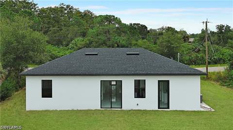 1917 Roderick Ln, Lehigh Acres FL - photo 13 of 22
