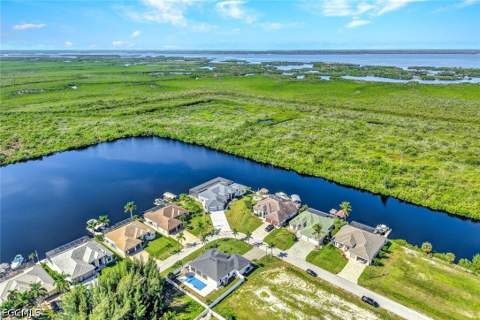 2701 NW 46th Ave, Cape Coral FL - photo 11 of 40