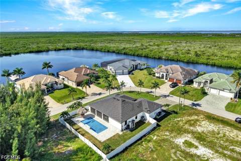 2701 NW 46th Ave, Cape Coral FL - photo 12 of 40