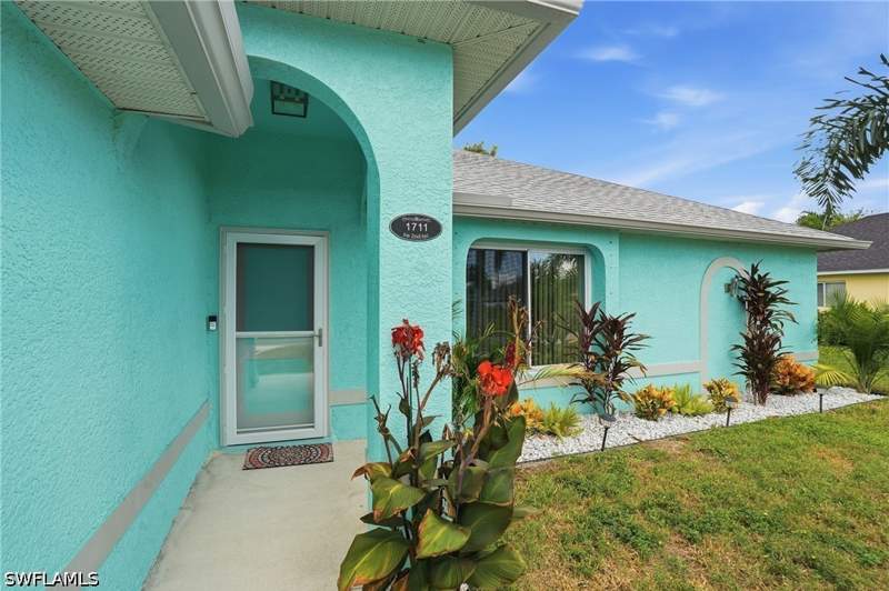 4 bedroom SingleFamilyResidence at 1711 SW 2nd Ter, Cape Coral, Cape Coral — photo 4