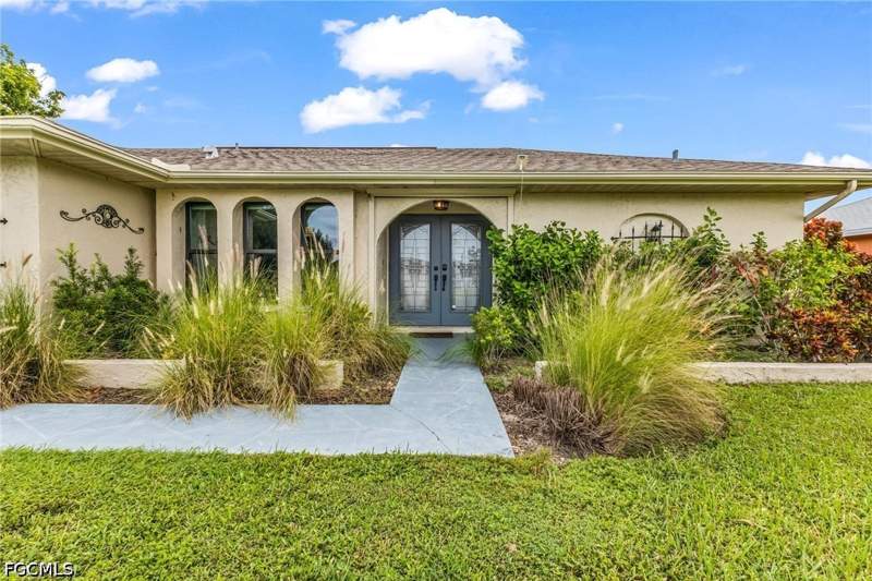 3 bedroom SingleFamilyResidence at 216 SE 30th Ter, Cape Coral, Cape Coral — photo 3