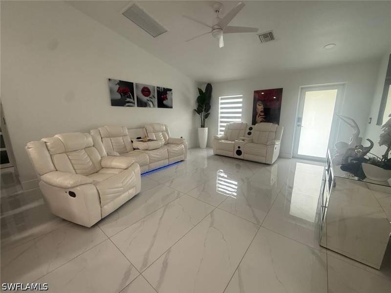 3 bedroom SingleFamilyResidence at 2811 44th St SW, Lehigh Acres, Lehigh Acres — photo 3