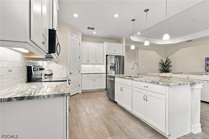 3 bedroom SingleFamilyResidence at 3691 Crosswater Dr, Magnolia Landing, North Fort Myers — photo 4