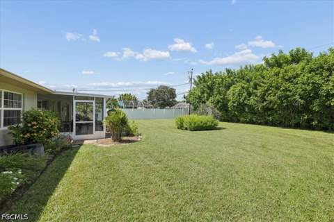 1403 SE 27th St, Cape Coral FL - photo 11 of 19