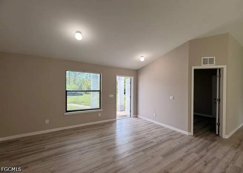 4 bedroom SingleFamilyResidence at 1252 County St E, Lehigh Acres, Lehigh Acres — photo 4