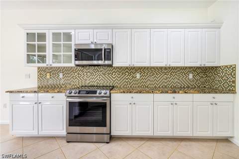 9279 Oak Strand Dr, Estero FL - photo 12 of 41