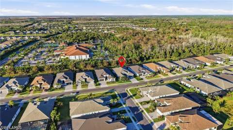 12021 Azalea Way, Naples FL - photo 6 of 49