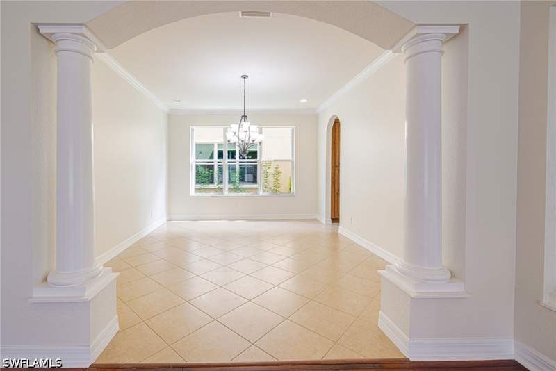 5 bedroom SingleFamilyResidence at 10310 Carolina Willow Dr, Botanica Lakes, Fort Myers — photo 5