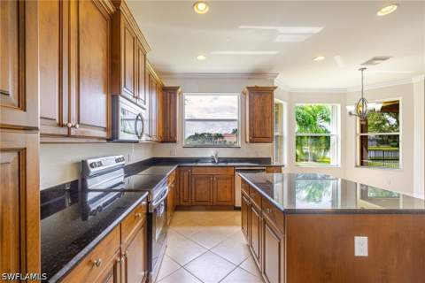 10310 Carolina Willow Dr, Fort Myers FL - photo 6 of 50