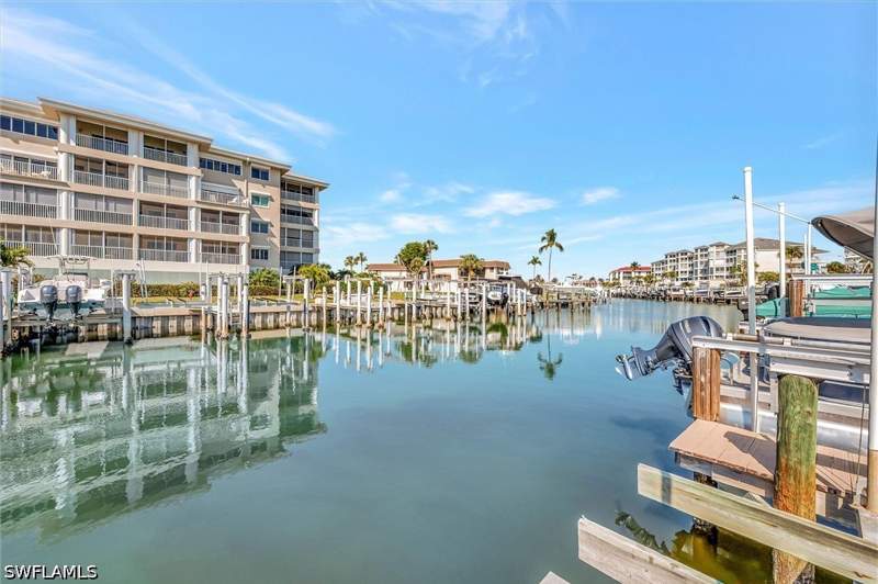 2 bedroom Condominium at 920 Collier Ct C4, Le Club Caxambas, Marco Island — photo 3