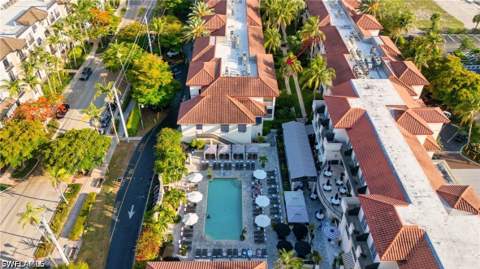 221 9th St S 123, Naples FL - photo 15 of 18