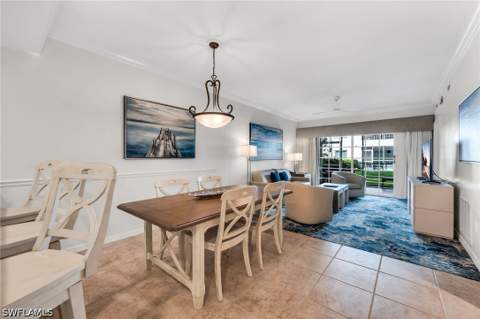 221 9th St S 123, Naples FL - photo 6 of 18