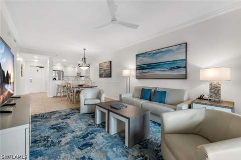 221 9th St S 123, Naples FL - photo 7 of 18
