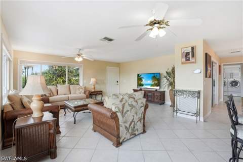 48 Fairview Blvd, Fort Myers Beach FL - photo 9 of 50