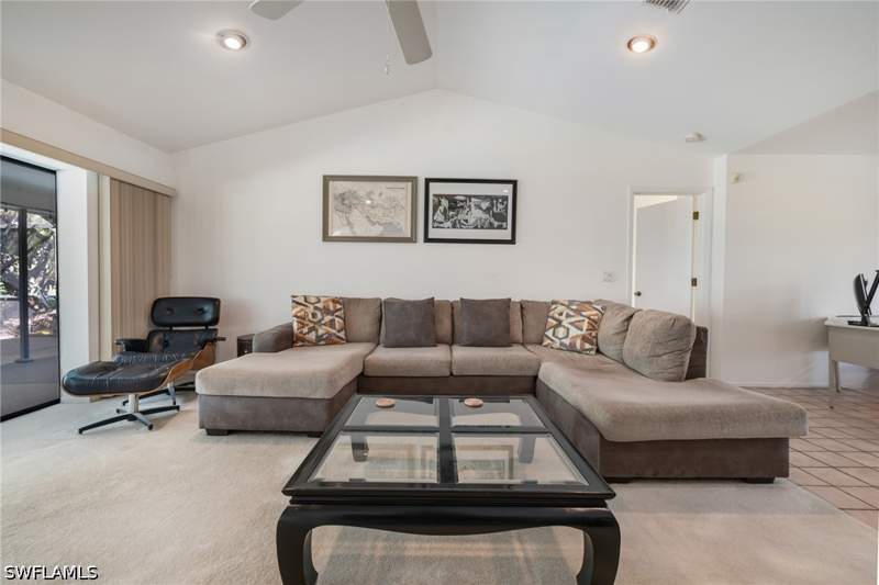 3 bedroom SingleFamilyResidence at 19112 Pine Run Ln, Pine Run, Fort Myers — photo 5