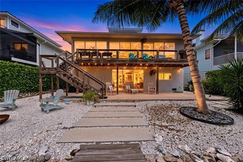 2 bedroom SingleFamilyResidence at 1282 Venetian Way, Gulf Harbor, Naples — photo 3
