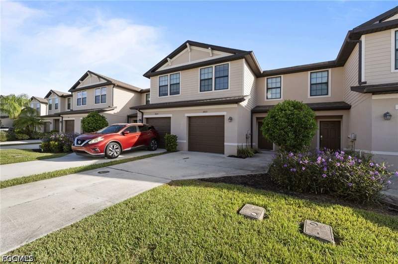 3 bedroom Townhouse at 14010 Oviedo Pl, Portico, Fort Myers — photo 2