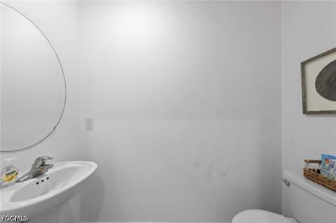 14010 Oviedo Pl, Fort Myers FL - photo 9 of 32