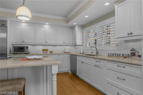 1255 Gulf Shore Blvd N 5S, Naples FL - photo 9 of 43