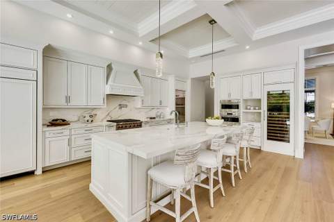 788 Riviera Dr, Naples FL - photo 12 of 36