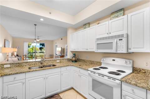 3990 Loblolly Bay Dr 7-205, Naples FL - photo 10 of 21